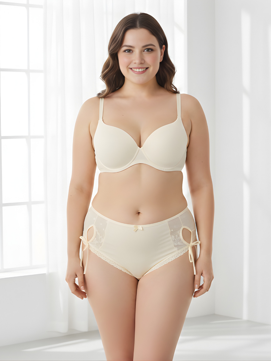 ملكة القوام الممتلئة - الدانتيل